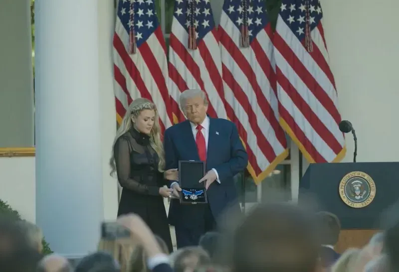Ông Trump tặng Huân chương Tự do Tổng thống cho Charlie Kirk