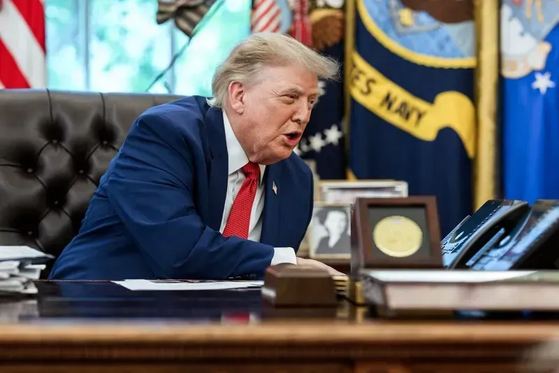 Cổ phiếu dầu khí của ông Trump tăng mạnh giữa bão giá năng lượng
