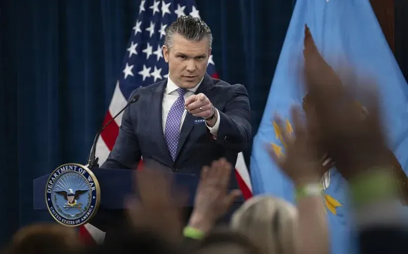 Lầu Năm Góc bị kiện vì siết quyền tự chủ của báo quân đội Stars and Stripes