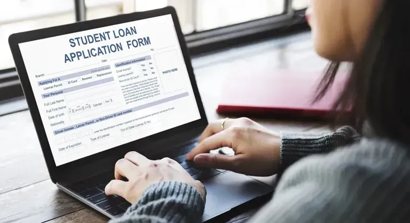 ED ra “tối hậu thư” cho gần 7 triệu người vay nợ sinh viên