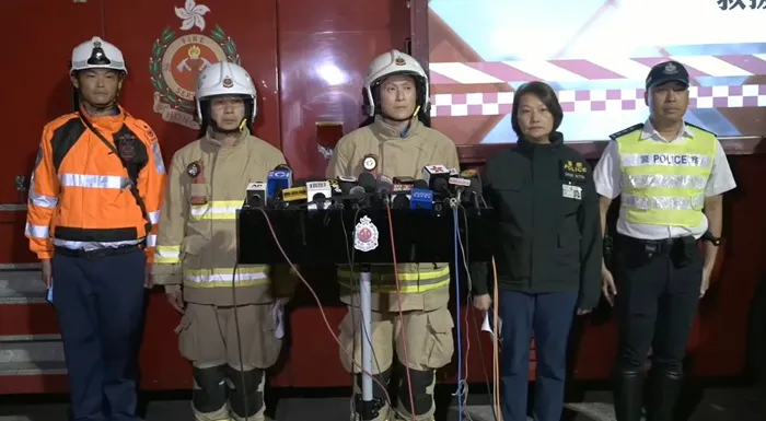 chung-cu-o-hong-kong-chay-du-doi-khien-it-nhat-44-nguoi-chet-2_11zon.webp Chung cư ở Hong Kong cháy dữ dội khiến ít nhất 44 người chết