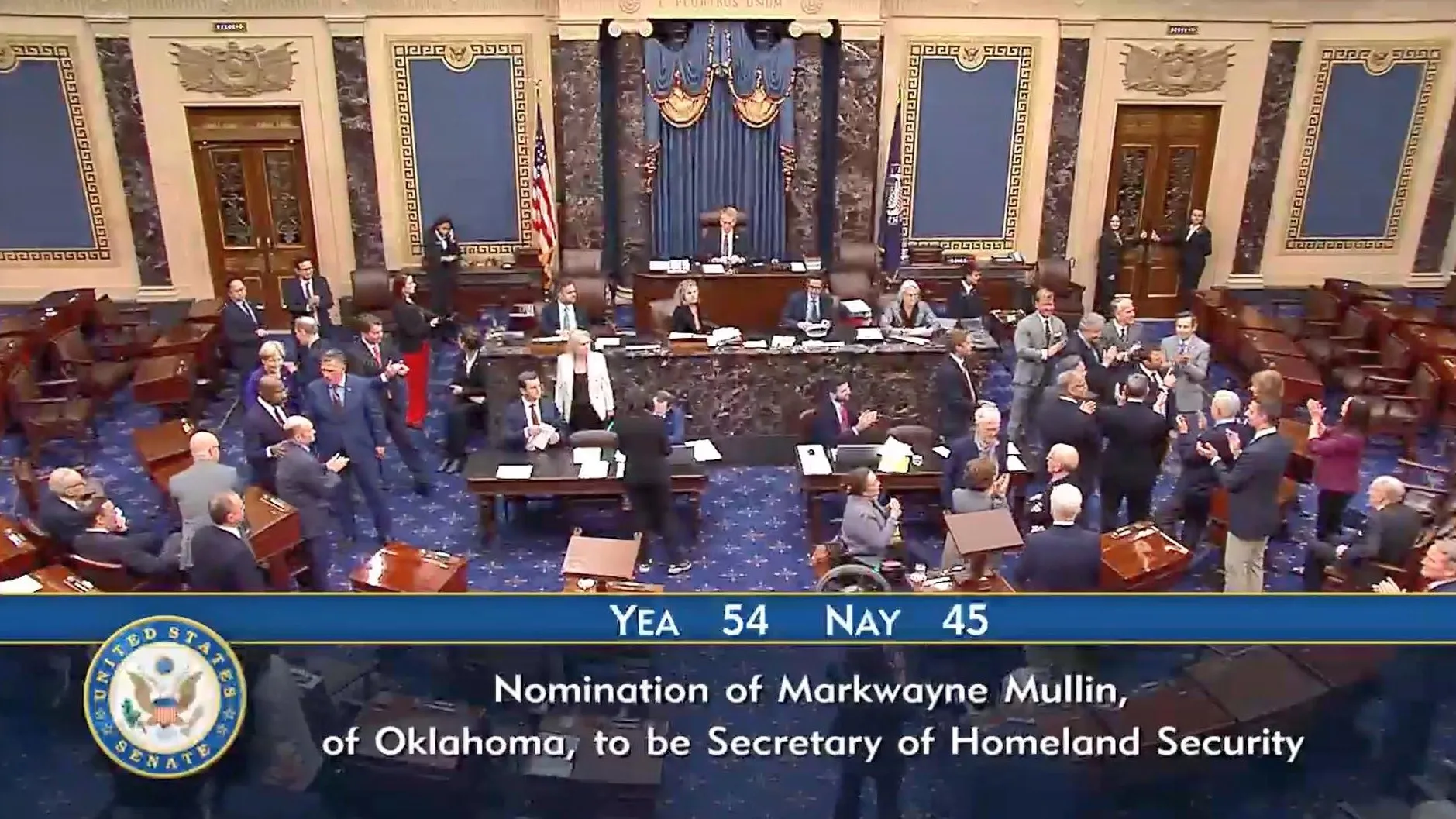 Thượng viện Hoa Kỳ ph&ecirc; chuẩn &ocirc;ng Markwayne Mullin l&agrave;m Bộ trưởng DHS