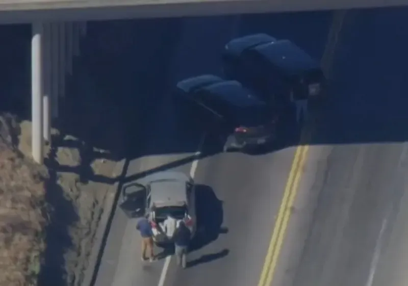 ICE bắn người ở California, nâng tổng số vụ nổ súng lên con số 8 ICE bắn người ở California, nâng tổng số vụ nổ súng lên con số 8