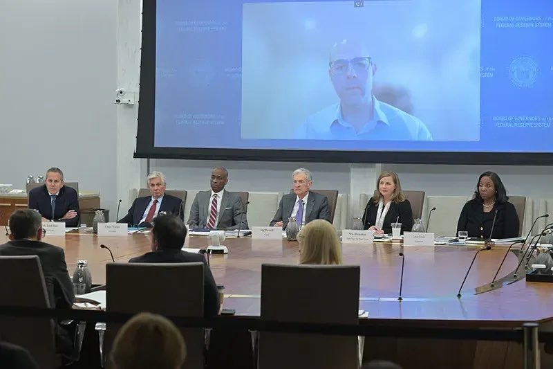 Fed hạ lãi suất lần thứ hai liên tiếp Fed hạ lãi suất lần thứ hai liên tiếp