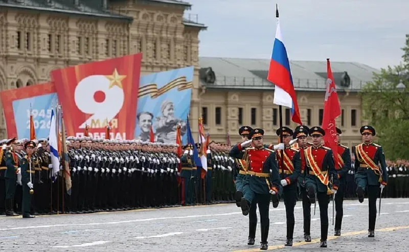 Nga - Ukraine c&aacute;o buộc nhau vi phạm lệnh ngừng bắn do Hoa Kỳ l&agrave;m trung gian