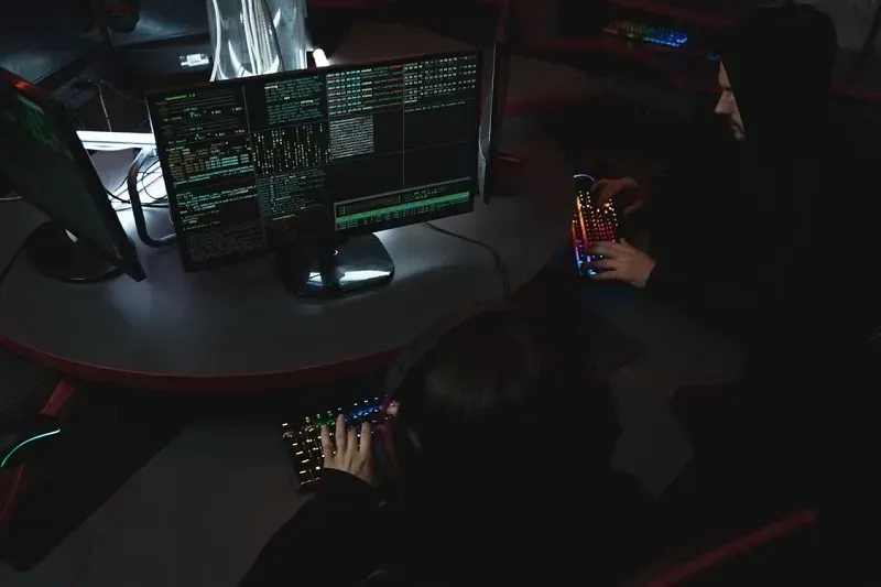 C&aacute;c &ldquo;g&atilde; khổng lồ&rdquo; c&ocirc;ng nghệ khẩn trương ứng ph&oacute; lỗ hổng bảo mật to&agrave;n cầu