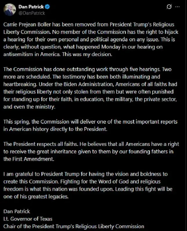 Người do Trump bổ nhiệm mất chức v&igrave; tranh c&atilde;i b&agrave;i Do Th&aacute;i