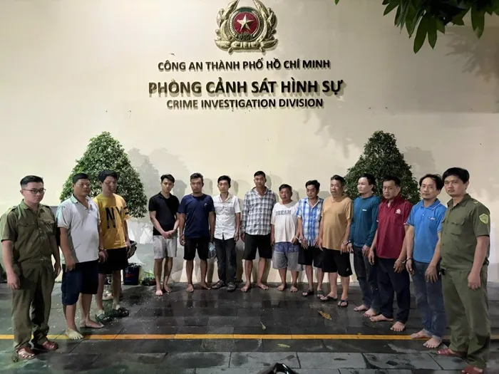 C&ocirc;ng an TP. HCM triệt ph&aacute; gần 10 tụ điểm cờ bạc đ&aacute; g&agrave; dịp gi&aacute;p Tết