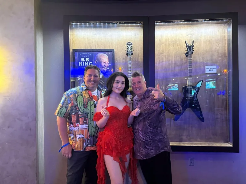 Singer Khanh Anh and Emotional Echoes at &ldquo;Hen voi mua xuan&rdquo; Music Event