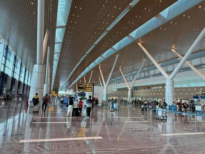 Việt Nam: TP. HCM chính thức áp dụng làm thủ tục bay bằng VNeID