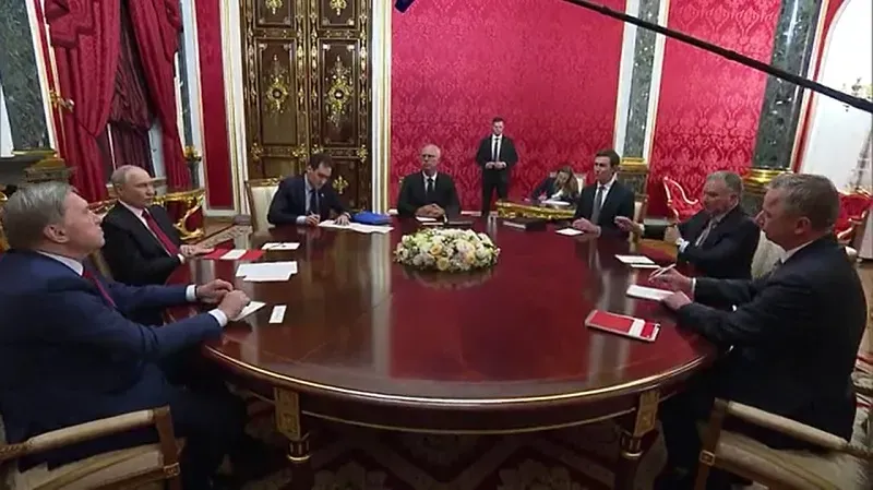 Hoa Kỳ - Nga tìm kiếm giải pháp hòa bình cho xung đột ở Ukraine