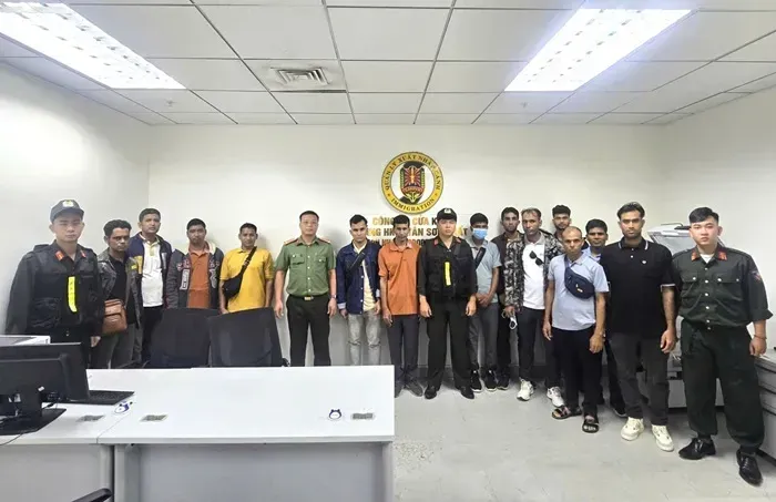 Việt Nam trục xuất 36 c&ocirc;ng d&acirc;n Bangladesh cư tr&uacute; tr&aacute;i ph&eacute;p