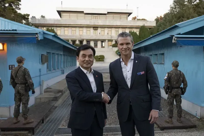 Cơ quan Tình báo Hàn Quốc: Ông Trump sẽ gặp ông Kim Jong Un vào năm 2026