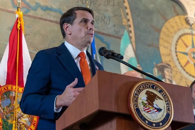 Ông Trump chính thức đề cử ông Todd Blanche làm Tổng Chưởng lý Ông Trump chính thức đề cử ông Todd Blanche làm Tổng Chưởng lý