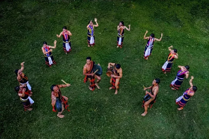 CHUOI-HOAT-DONG-MUA-XUAN-VA-TUOI-TRE-DIEN-RA-THANG-3-TAI-LANG-VAN-HOA-2.webp Chuỗi hoạt động “Mùa xuân và tuổi trẻ” diễn ra tháng 3 tại Làng Văn hóa