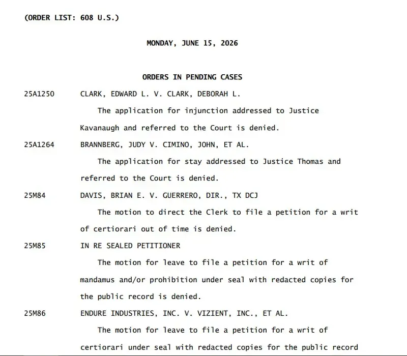 SCOTUS từ chối xem x&eacute;t vụ kiện do học sinh bang Indiana khởi xướng