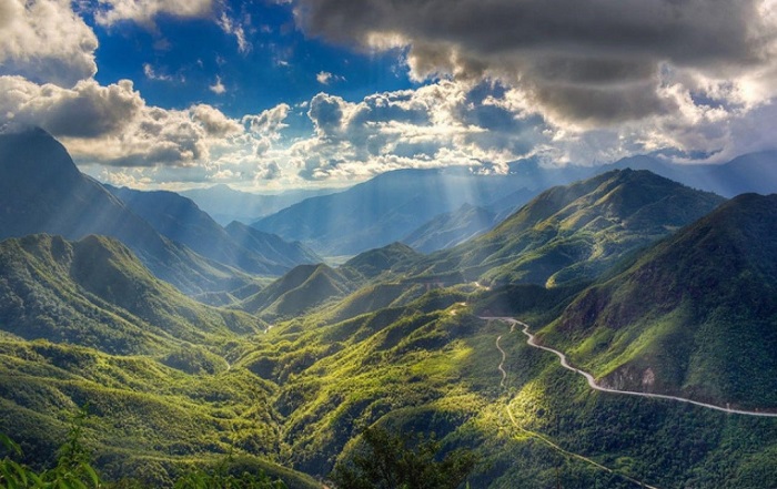 Ô Quý Hồ: Con đường mơ mộng giữa núi rừng Tây Bắc Ô Quý Hồ: Con đường mơ mộng giữa núi rừng Tây Bắc