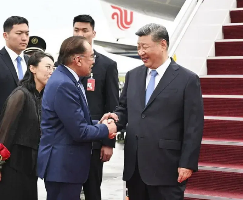 Chủ tịch ASEAN kiên quyết mời ông Trump dự Hội nghị thượng đỉnh khu vực