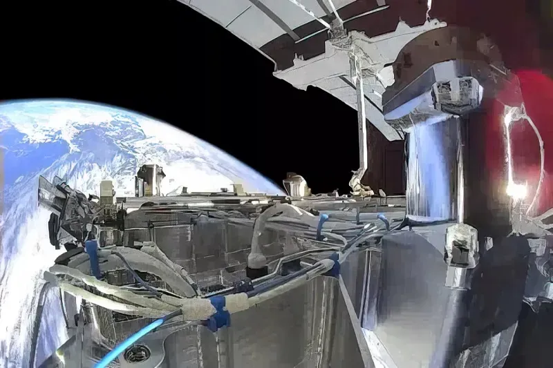 Ông Elon Musk đứng sau vụ Starlink gián đoạn ở Ukraine?