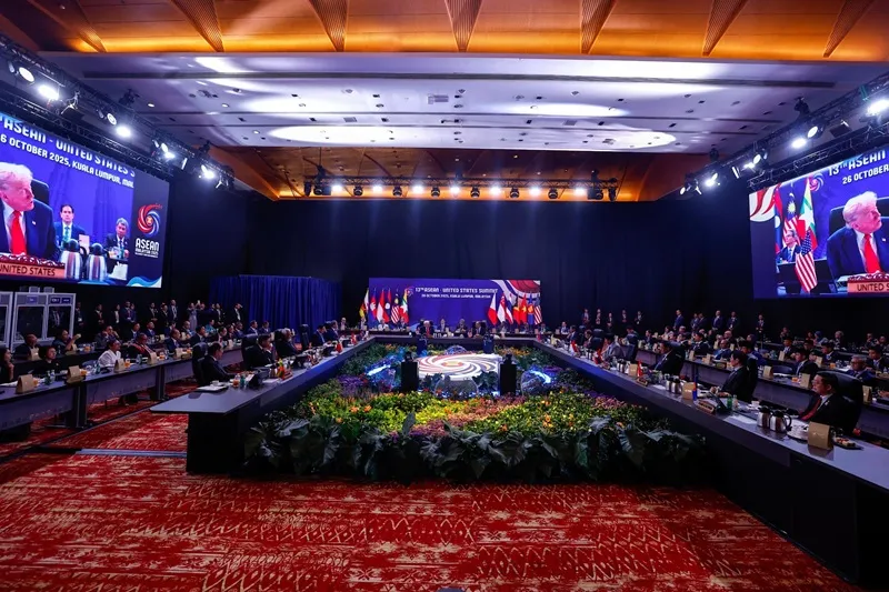 thu-tuong-pham-minh-chinh-hop-asean-voi-cac-doi-tac-quoc-te-1_11zon.webp Thủ tướng Phạm Minh Chính họp ASEAN với các đối tác quốc tế