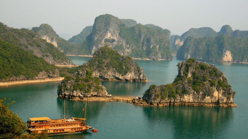Vịnh Hạ Long: Á quân thiên nhiên đẹp nhất thế giới Vịnh Hạ Long: Á quân thiên nhiên đẹp nhất thế giới