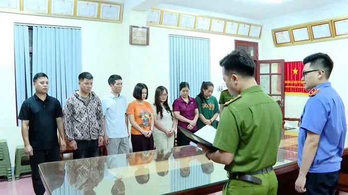 7 nhân viên điểm di tích Tam Thanh bị khởi tố vì tham ô gần 200 triệu đồng