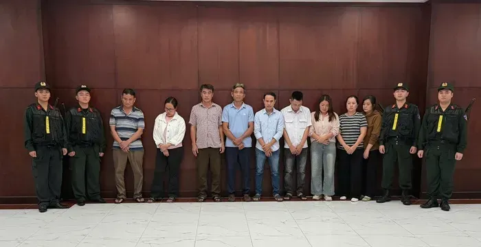 Triệt ph&aacute; đường d&acirc;y &ldquo;vỗ b&eacute;o&rdquo; heo bằng Salbutamol, hơn 10.000 tấn thịt ra thị trường 