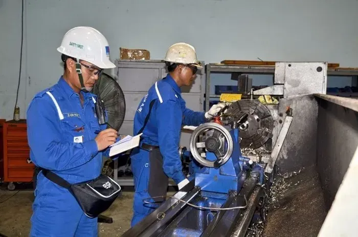 Hàn Quốc đổi chính sách khi du học sinh vượt 300.000 người