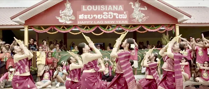 Hoa Kỳ: Xe lao vào lễ hội Lào ở Louisiana, hàng chục người bị thương Hoa Kỳ: Xe lao vào lễ hội Lào ở Louisiana, hàng chục người bị thương