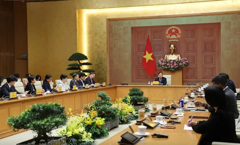 doanh-nghiep-hoa-ky-ky-vong-vao-cac-dong-luc-tang-truong-moi-cua-viet-nam-3_11zon.webp Doanh nghiệp Hoa Kỳ kỳ vọng vào các động lực tăng trưởng mới của Việt Nam