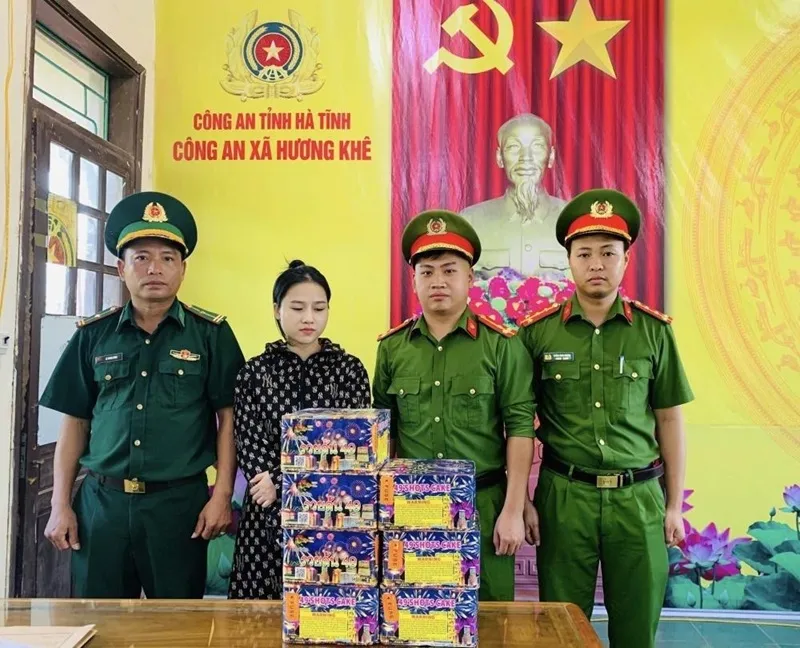 Việt Nam: Khởi tố 2 vụ án “tàng trữ hàng cấm” và “đánh bạc” tại Hà Tĩnh Việt Nam: Khởi tố 2 vụ án “tàng trữ hàng cấm” và “đánh bạc” tại Hà Tĩnh