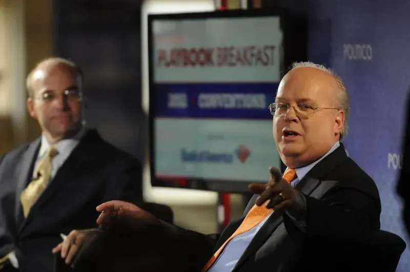 B&aacute;o c&aacute;o ghi nhận tỷ lệ ủng hộ Trump dưới 50%, Tổng thống đ&iacute;nh ch&iacute;nh