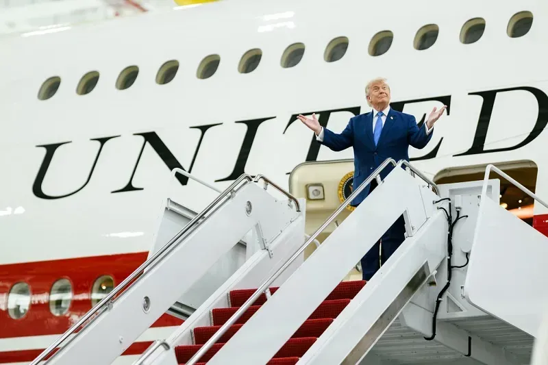 Ông Trump thu về hơn 580 triệu USD trong năm 2025 nhờ tiền điện tử