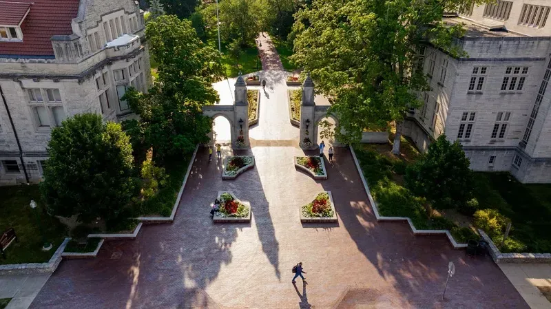 Hoa Kỳ: Xả s&uacute;ng ở Indiana sau lễ hội sinh vi&ecirc;n, 5 phụ nữ bị thương