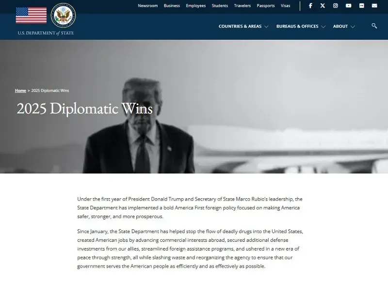 Trump thu hồi hơn 100.000 thị thực sau gần một năm trở lại Nh&agrave; Trắng