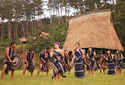 Không gian văn hóa Cồng chiêng – Di sản văn hóa nhân loại Không gian văn hóa Cồng chiêng – Di sản văn hóa nhân loại