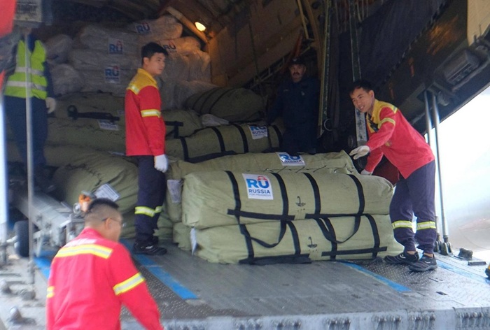 Nga viện trợ khẩn cấp 29 tấn hàng cứu trợ cho Huế sau mưa lũ
