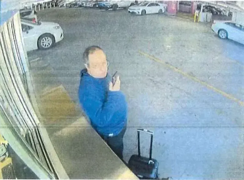 Hoa Kỳ dừng chương tr&igrave;nh &ldquo;Thẻ xanh Xổ số&rdquo; sau vụ xả s&uacute;ng ở Đại học Brown