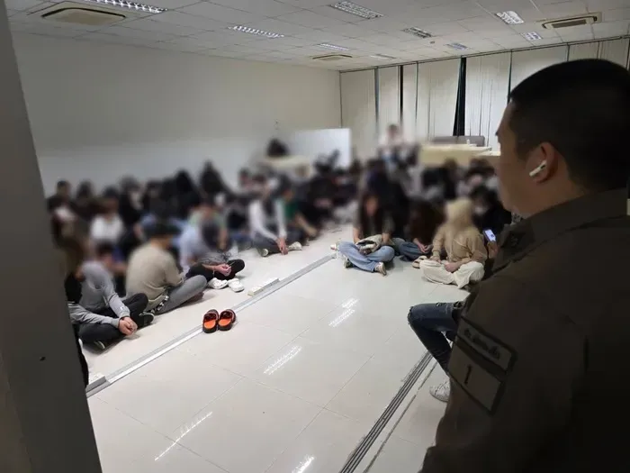 Th&aacute;i Lan bắt giữ 93 người Việt thuộc đường d&acirc;y cờ bạc trực tuyến