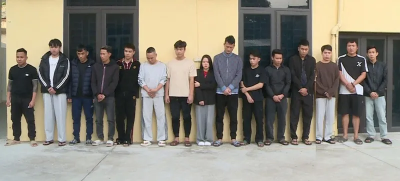 Bắt giữ “ông trùm” đường dây lừa đảo hàng nghìn người Việt Bắt giữ “ông trùm” đường dây lừa đảo hàng nghìn người Việt