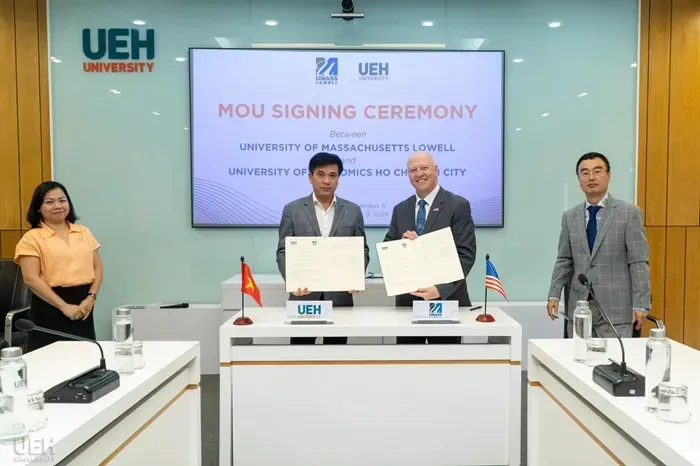 ueh-ho-tac-umass-lowell-trong-dao-tao-va-nghien-cuu-1.webp UEH hợp tác với UMass Lowell trong đào tạo và nghiên cứu