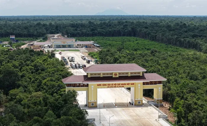 viet-nam-campuchia-khai-truong-cua-khau-quoc-te-tan-nam-meun-chey-2_11zon.webp Việt Nam - Campuchia khai trương cửa khẩu quốc tế Tân Nam - Meun Chey