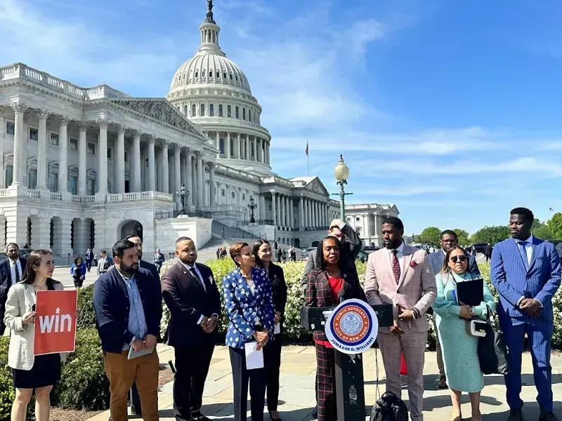 Hoa Kỳ: Thu nhập c&ocirc;ng d&acirc;n tăng đ&aacute;ng kể, nhưng mức tăng kh&ocirc;ng đồng đều