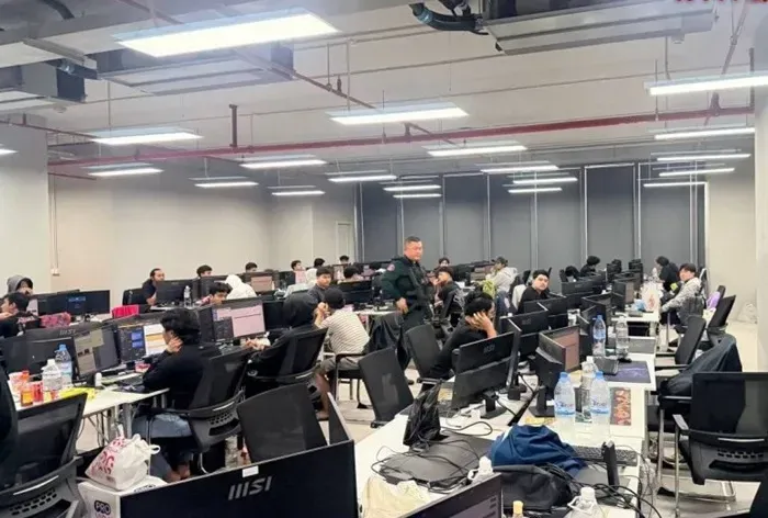 Campuchia li&ecirc;n tiếp triệt ph&aacute; &ldquo;s&agrave;o huyệt&rdquo; lừa đảo, tạm giữ hơn 600 nghi phạm 