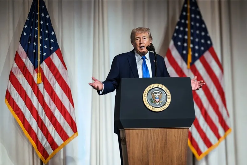 Ông Trump dọa áp thuế 100% lên các nước đánh thuế dịch vụ số 