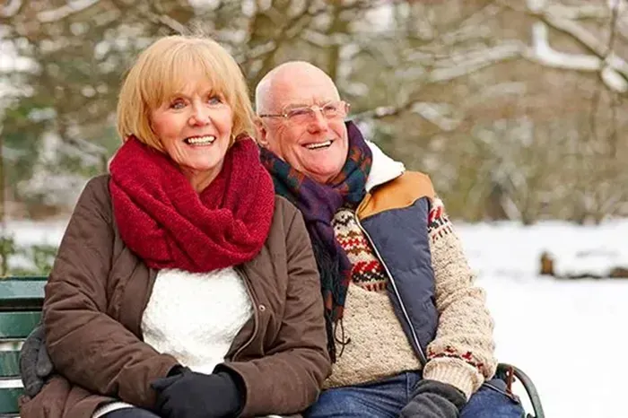 Chủ động bảo vệ sức khỏe người cao tuổi trước r&eacute;t đậm, r&eacute;t hại