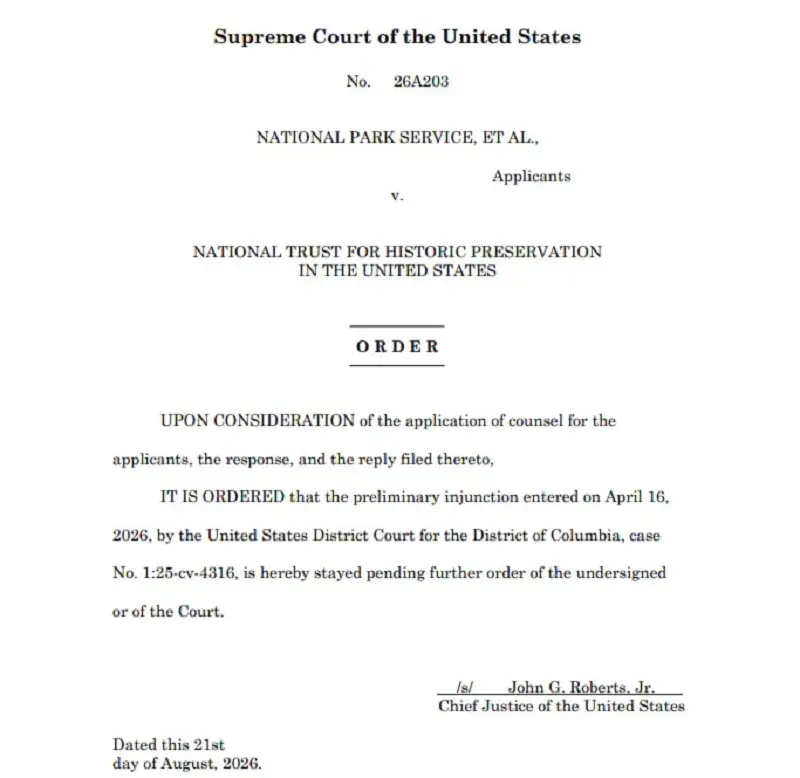 scotus-cho-phep-ong-trump-tiep-tuc-xay-phong-khieu-vu-nha-trang-4.webp SCOTUS cho phép ông Trump tiếp tục xây phòng khiêu vũ Nhà Trắng