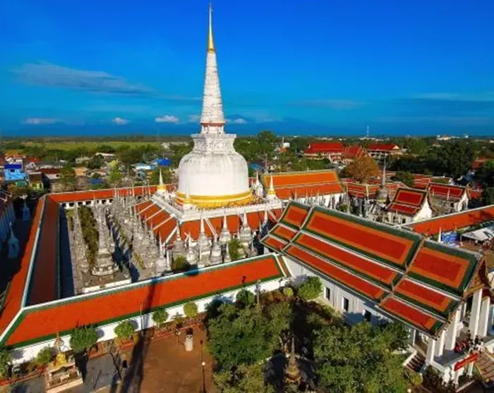 Wat Phra Mahathat: Di sản sống của Phật gi&aacute;o Th&aacute;i Lan được UNESCO ghi danh  