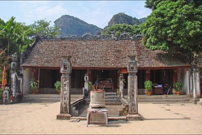 Ninh Bình giữ gìn, phát huy giá trị các bảo vật quốc gia Ninh Bình giữ gìn, phát huy giá trị các bảo vật quốc gia